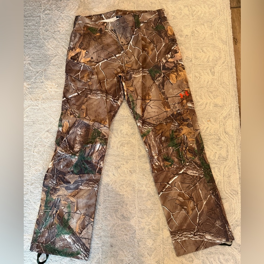 Under Armour Men's Woodland Camouflage Cargo Pants